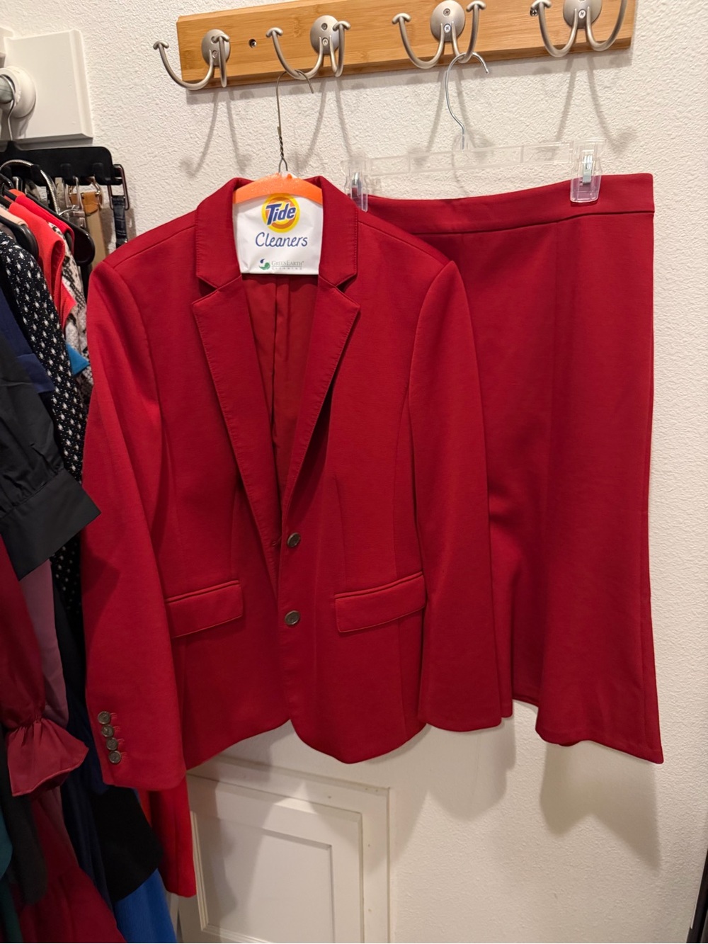 Ann Taylor Women's Red Suit - Jacket, Skirt, and Pants